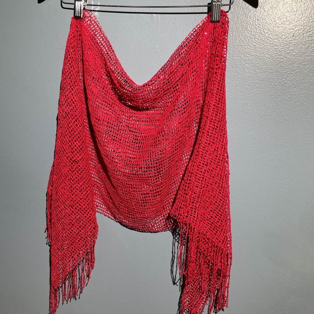 Size: Medium, color: red, brand: twenty one